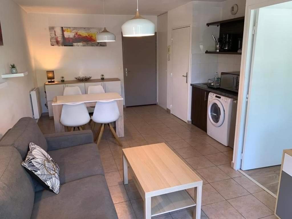 Les Jardins La Charbonniere Apartment Montevrain Luaran gambar
