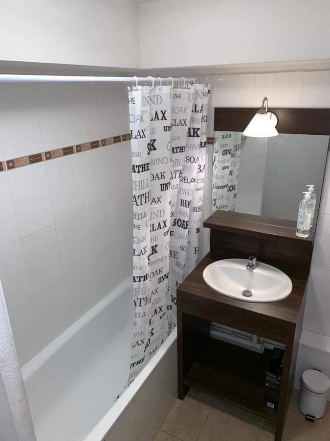 Les Jardins La Charbonniere Apartment Montevrain Luaran gambar